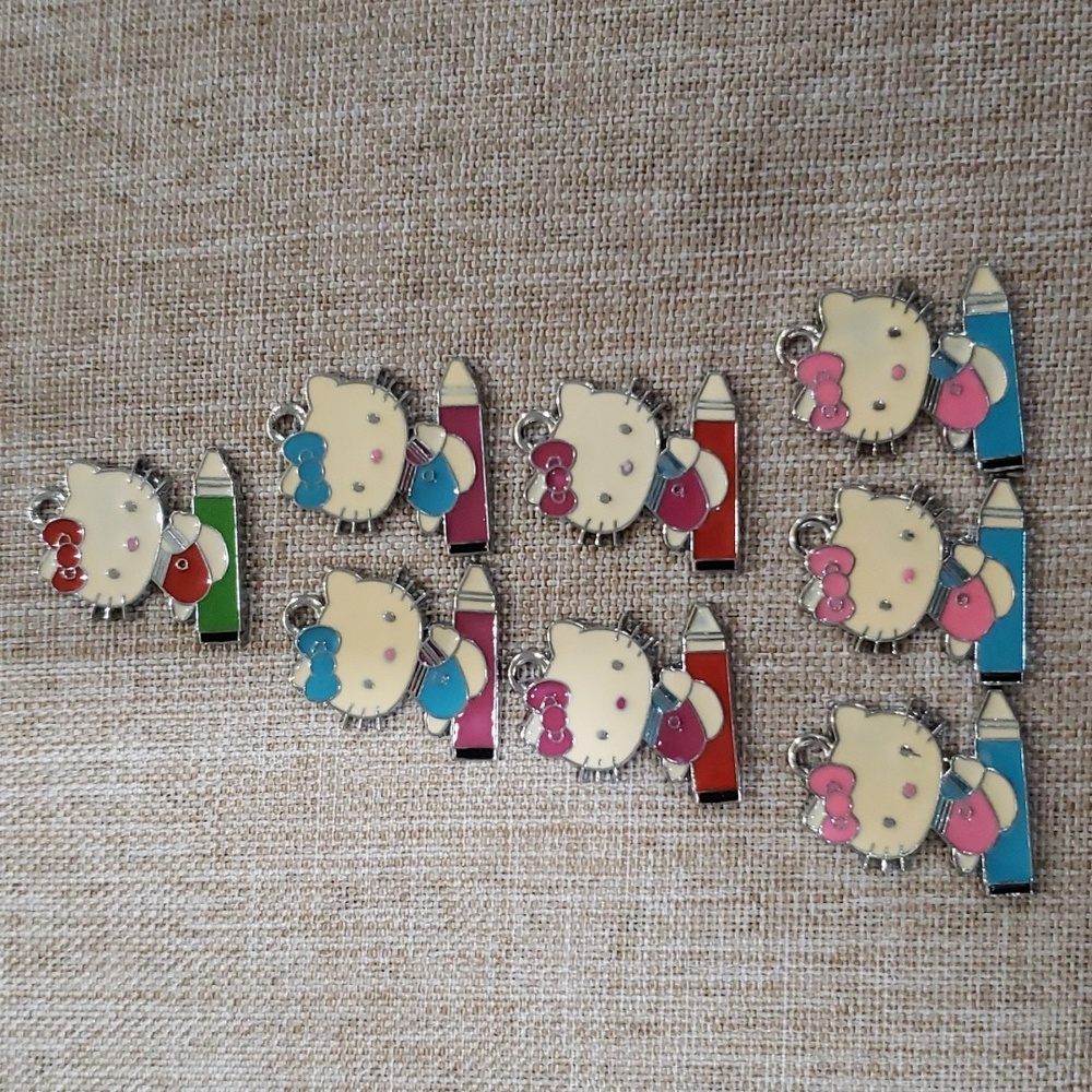 Lot of 8 Hello Kitty Pendant Charms